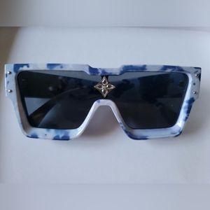 LV shades